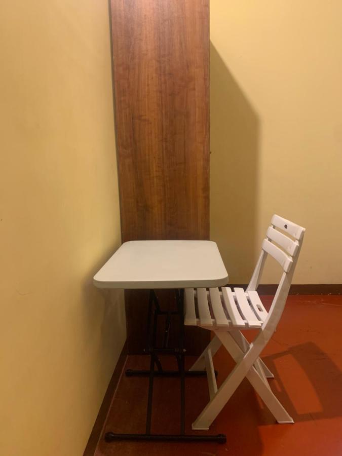 Cafe Sola Bnb Шиллонг Экстерьер фото