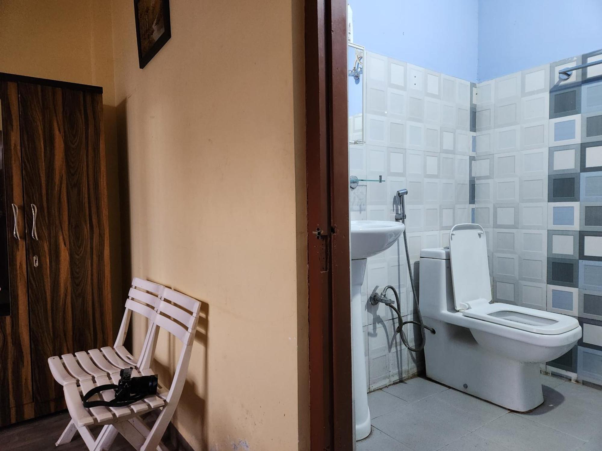 Cafe Sola Bnb Шиллонг Экстерьер фото
