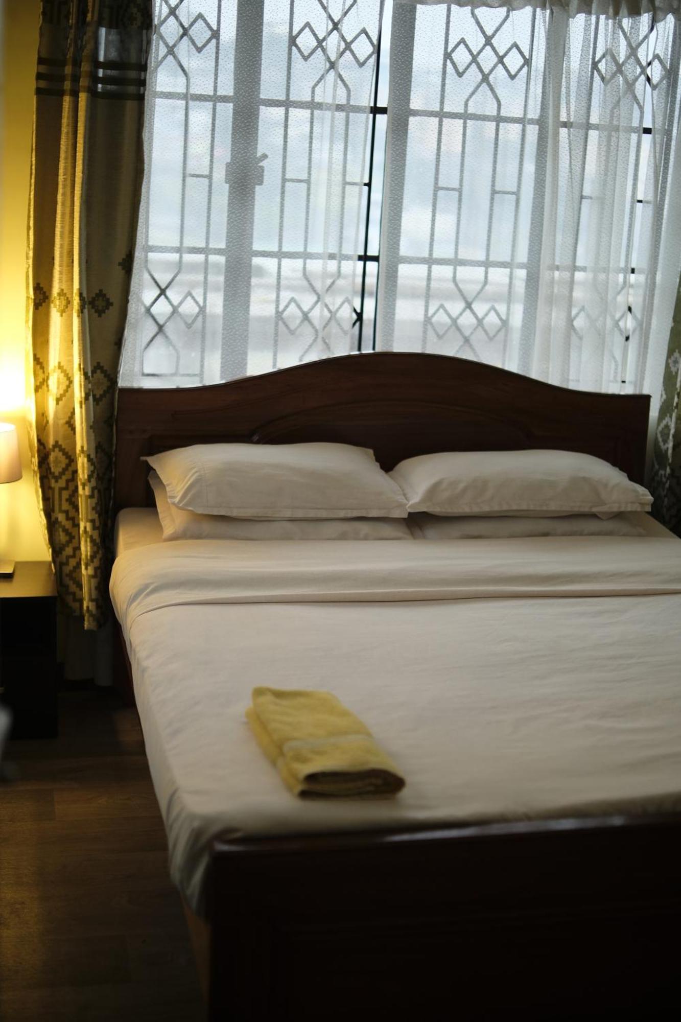 Cafe Sola Bnb Шиллонг Экстерьер фото